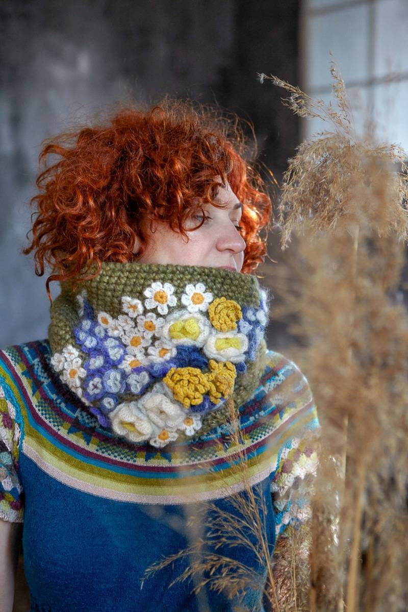 Handgefertigte Floral Snood Mit Gehäkelte Handschuhe Merino Wolle Set von FairyTwins