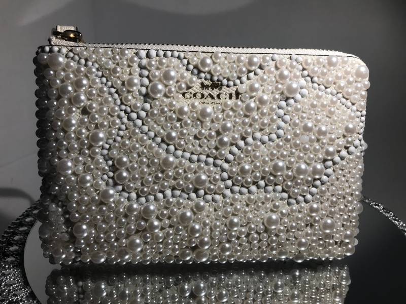 Blanc Sur Blanc Blanc Sur Blanc von FaitALaMainEtTrouve