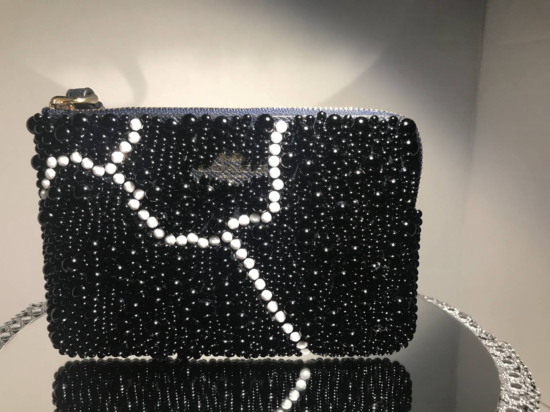 Noir Et Blanc Noir Et Blanc von FaitALaMainEtTrouve