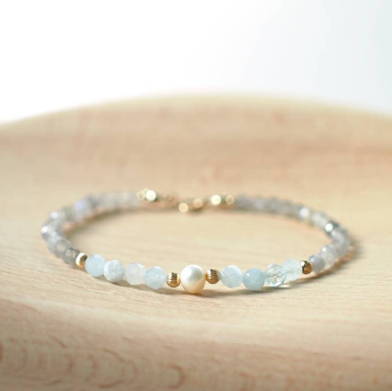 Aquamarin X Labradorit Armband // Perlen Anhänger Zierlich 14K Gold-Filled Aquamarin X Labradorit Armband // Perlen Anhänger Zierlich 14K Gold-Filled von FaithAndDeedsJewelry
