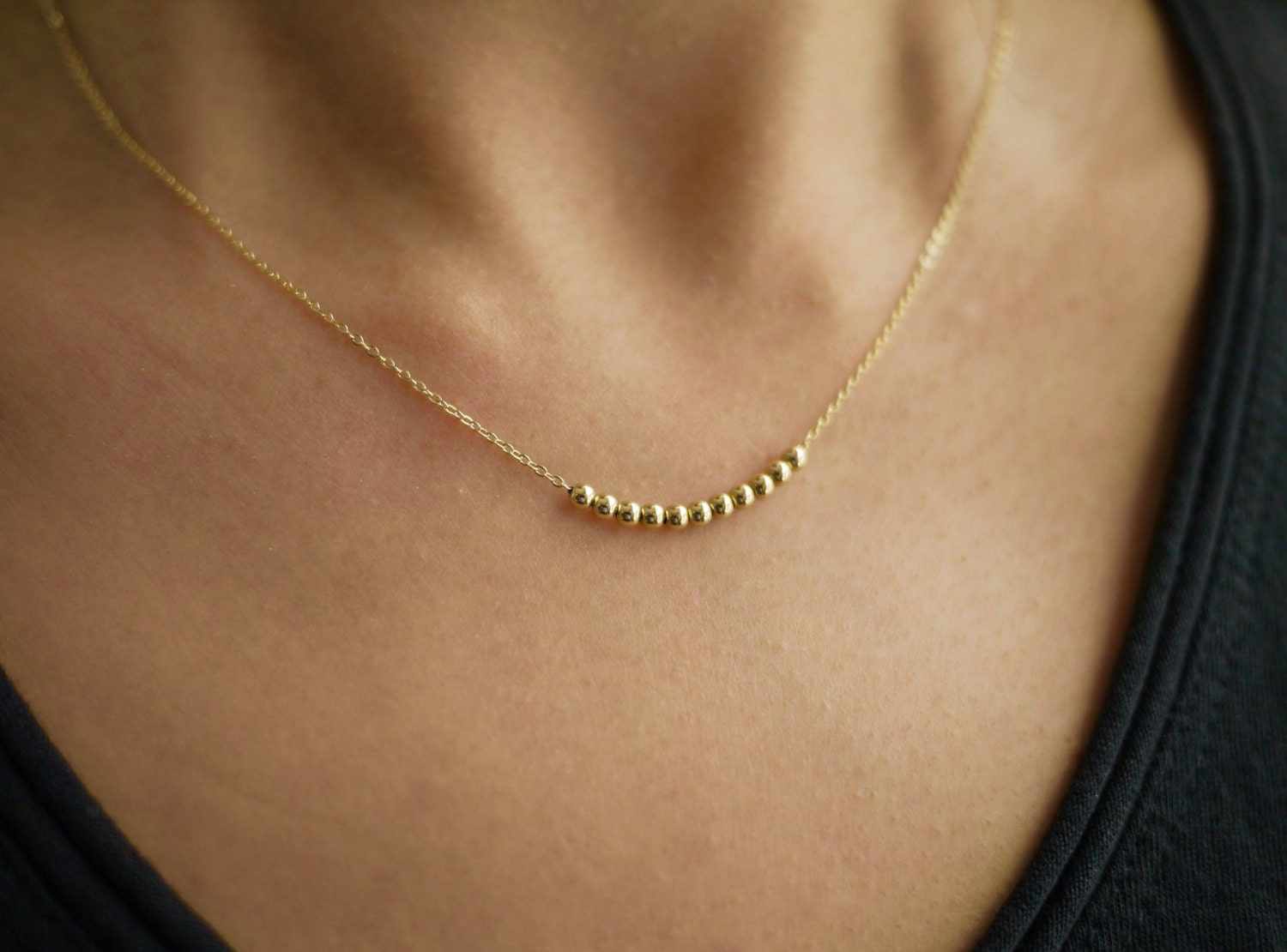 Zierliche Gold Filled Kugel Perlenkette - Layering Halskette Zierliche Gold Filled Kugel Perlenkette - Layering Halskette von FallForSamie