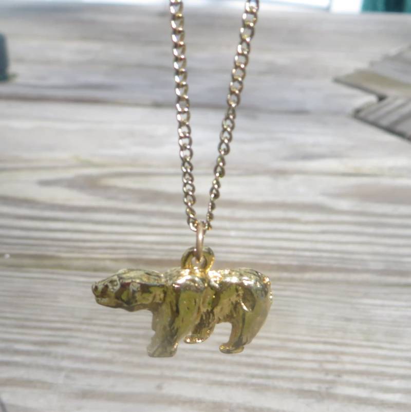Vintage Gold-Ton Bär Anhänger Halskette von FamaRey