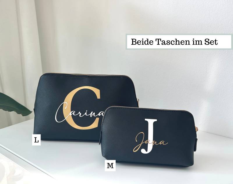 Kosmetiktasche Mit Namen Und Buchstabe Personalisiert in Schwarz Aus Kunstleder, Schminktasche Initialen Beplottet Im Set Kulturtasche von Familienzimmer