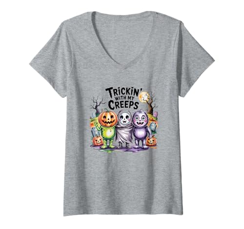 Damen Trickin' with My Creeps Süßes Halloween-Monsterteam T-Shirt mit V-Ausschnitt Damen Trickin' with My Creeps Süßes Halloween-Monsterteam T-Shirt mit V-Ausschnitt von Family Cutey PH Merch Designs Art, Store