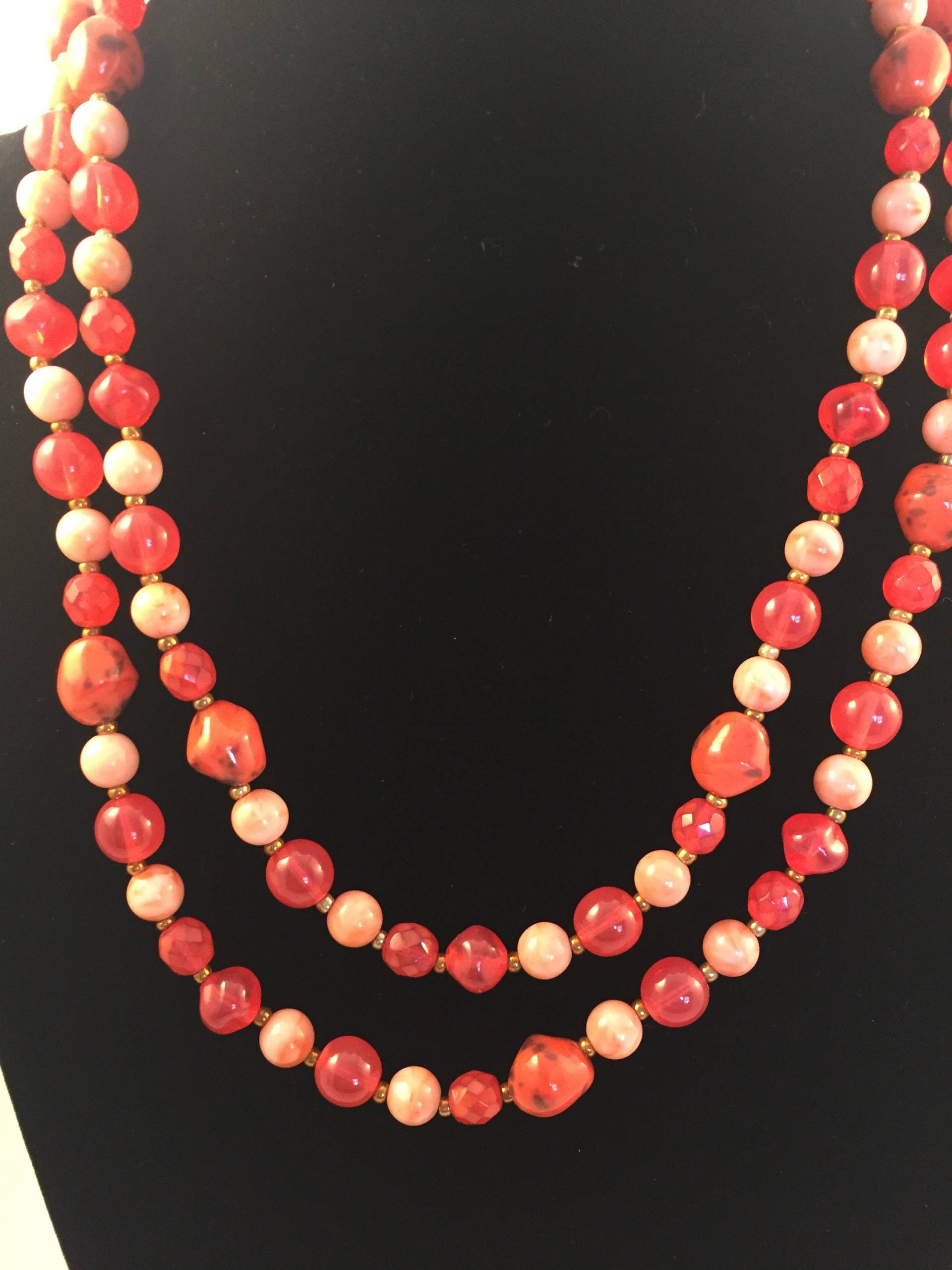 42" Pinke Glaskoralle Und Perlenkette | H1 42" Pinke Glaskoralle Und Perlenkette | H1 von FamilyTreasuresByPJ
