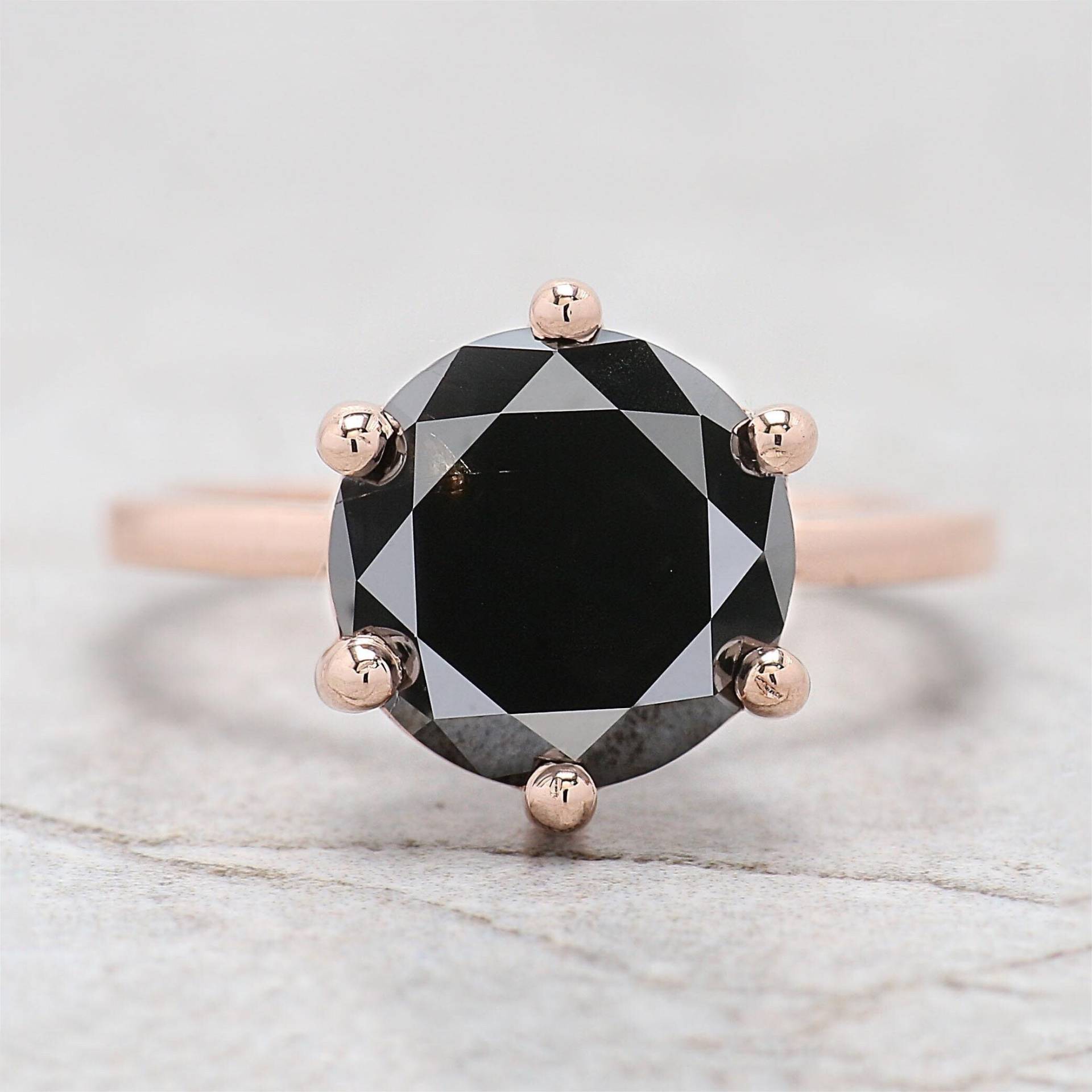 Runde Form Schwarze Farbe Diamant Ring 4.23 Ct 9, 67 Mm Rundschliff 14K Rose Gold Silber Verlobungsring Geschenk Für Sie Ql9505 Runde Form Schwarze Farbe Diamant Ring 4.23 Ct 9, 67 Mm Rundschliff 14K Rose Gold Silber Verlobungsring Geschenk Für Sie Ql9505 von FancyDiamondJewels