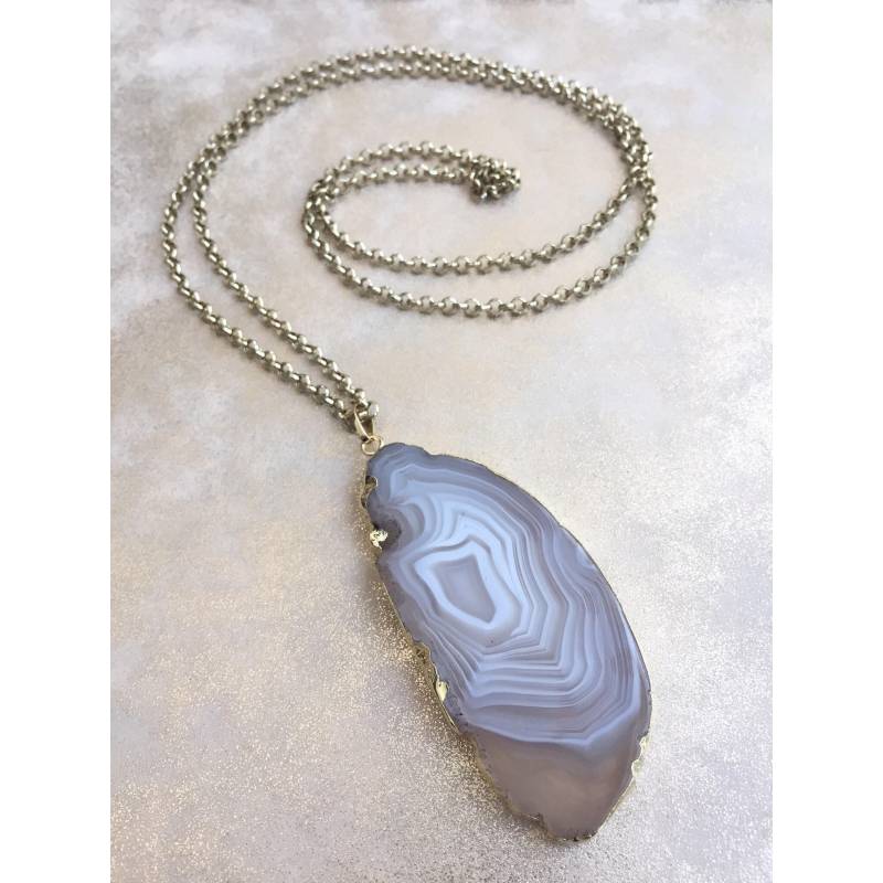 Creme Und Grau Achathalskette von FancyFreebirds