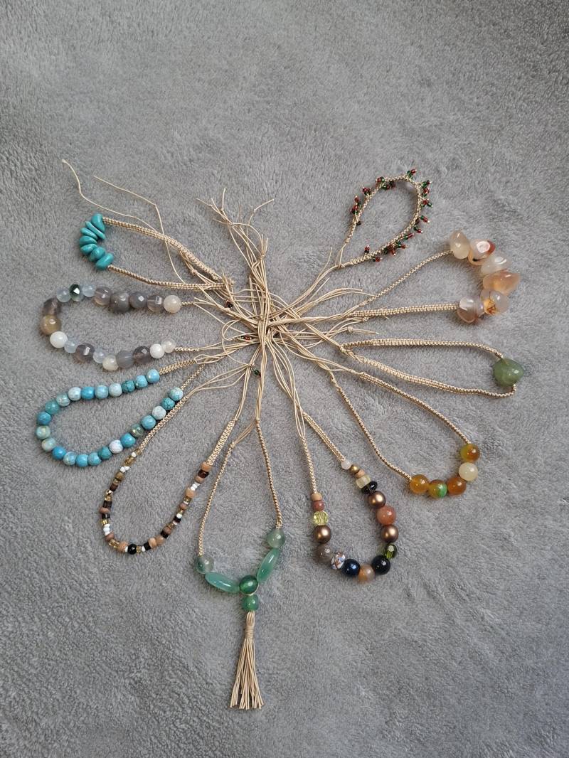 Fancy Boho Bracelet, Woven Into Fine Macrame With Natural Gemstones von FancyMoodShop