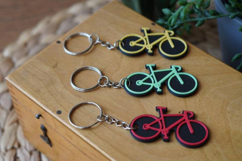 Geschenk Für Radfahrer - 3D-Gedruckter Fahrrad-Schlüsselanhänger Aus Umweltfreundlichem Pla, Personalisierbar in Wunschfarben von Fanda3D