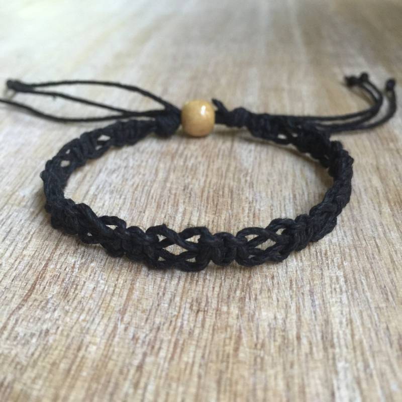 Sobe, Schwarzes Hanf Fußkettchen, Geflochtenes Makramee Surfer Armband, Unisex, Strand Armband Ha001006 von Fanfarria