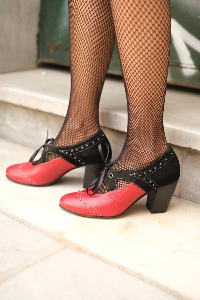 Handgemachte Mary Janes | Rot-Schwarze Pumps 2-Zoll-Frauen-Schuhe Flamenco Inspirierte Schuhe von FanfinfonShoes