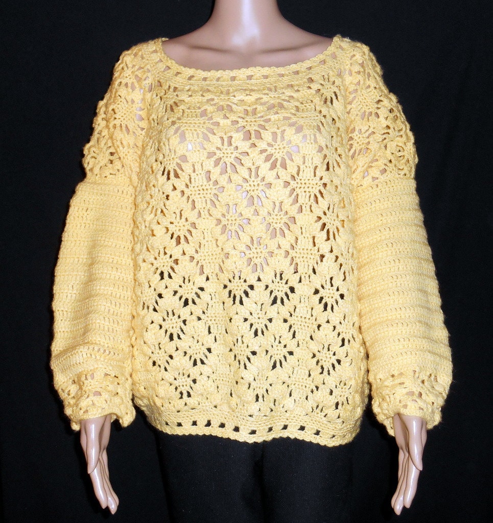 Gelber Wollhäkelpullover Größe 44/46 von FantaisiesSonia