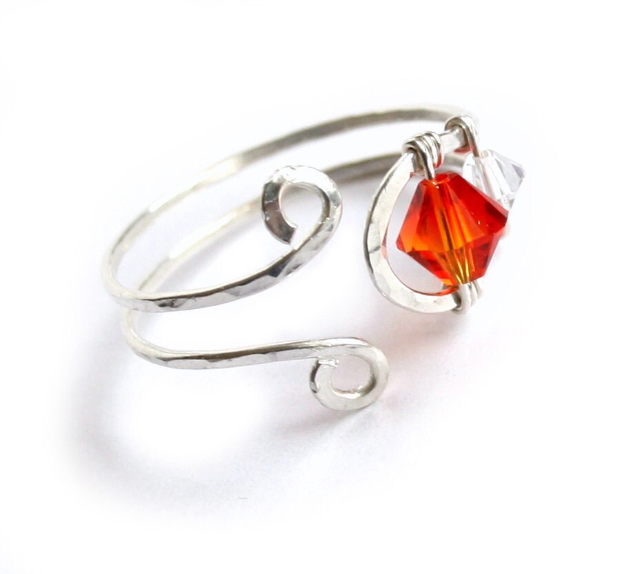 Einstellbare Daumen Ring - Choice Von Swarovski Kristall Farbe Und Gehämmert Sterling Silber Draht Gewickelt Benutzerdefinierte Größe von FantasiaElegance