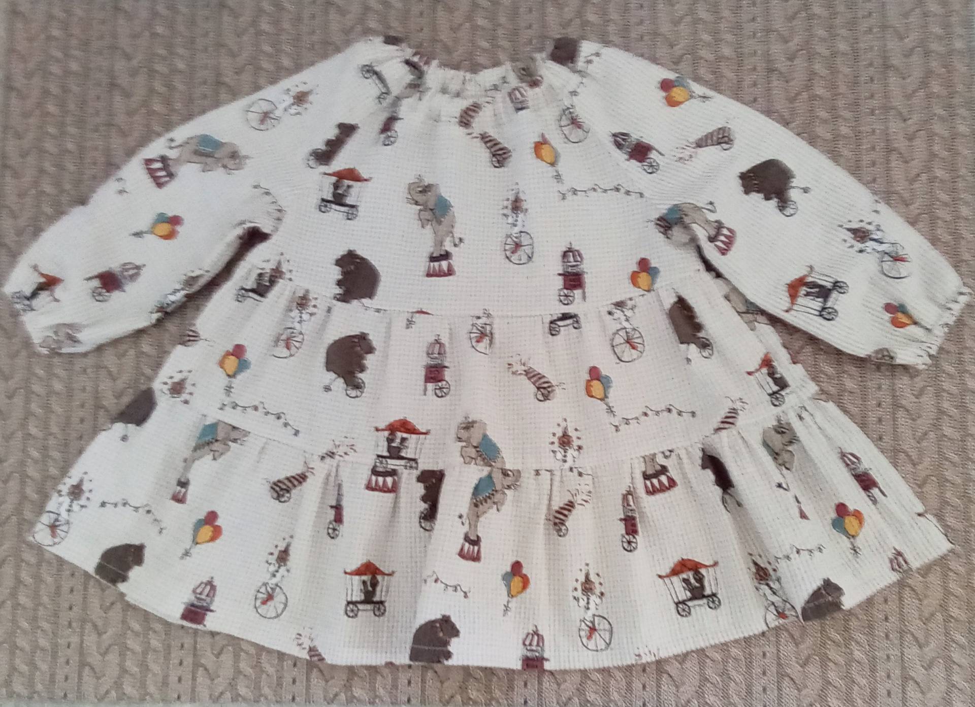 Babykleid/Kinderkleid Babykleid/Kinderkleid von FantasiaShop33
