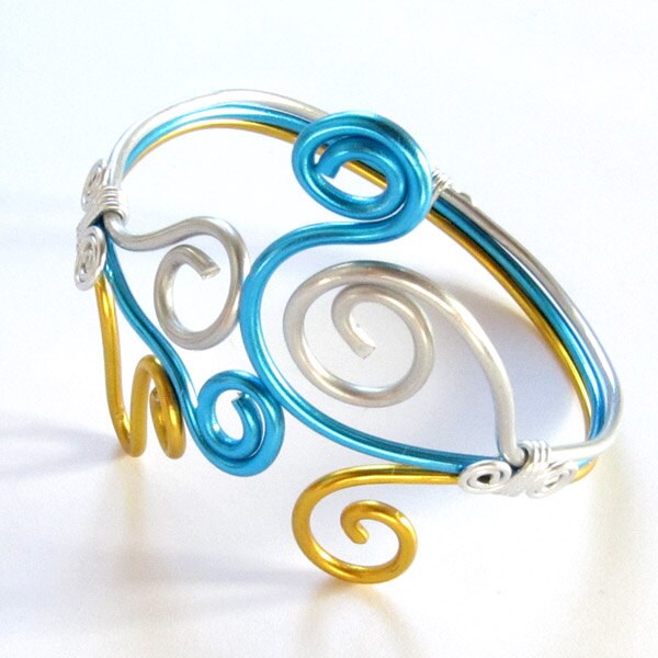 Arm Band - Arm-Manschette Armband Blau, Golden Und Silber Aluminium von Fantasidea