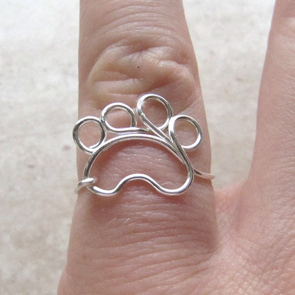 Draht Gewickelt Paw Print Verstellbarer Ring - Personalisierte Farbe Draht Gewickelt Paw Print Verstellbarer Ring - Personalisierte Farbe von Fantasidea