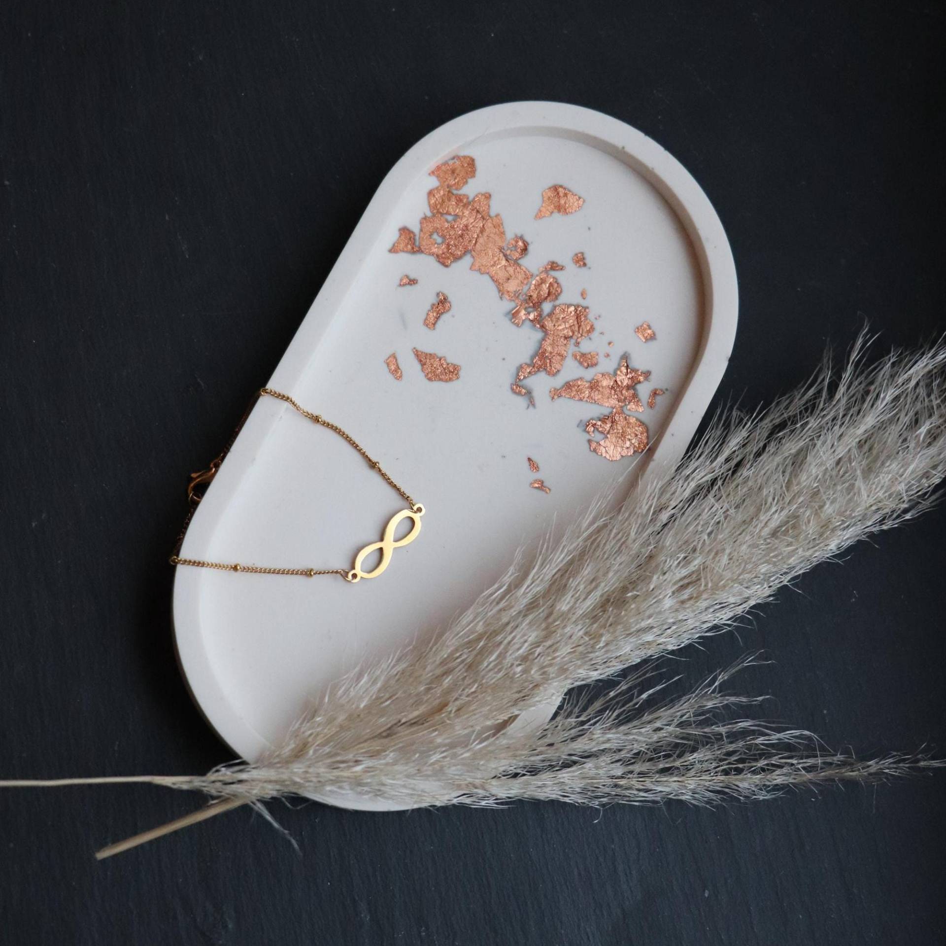 Schmuckschale Weiß-Roségold Aus Jesmonite I Schlüsselschale Dekoschale Schmuckschale Weiß-Roségold Aus Jesmonite I Schlüsselschale Dekoschale von Fantasieschmuck