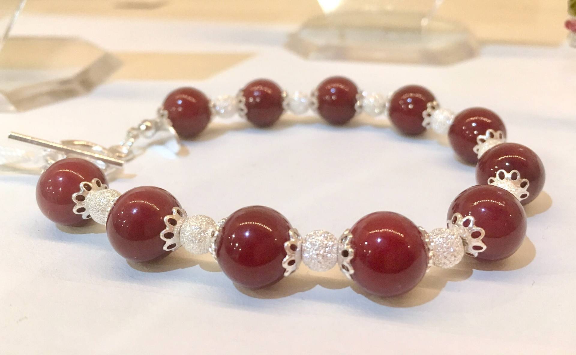 Armband Aus 925Er Silber Und Rotem Meeresbambus Armband Aus 925Er Silber Und Rotem Meeresbambus von FantasjaCreations