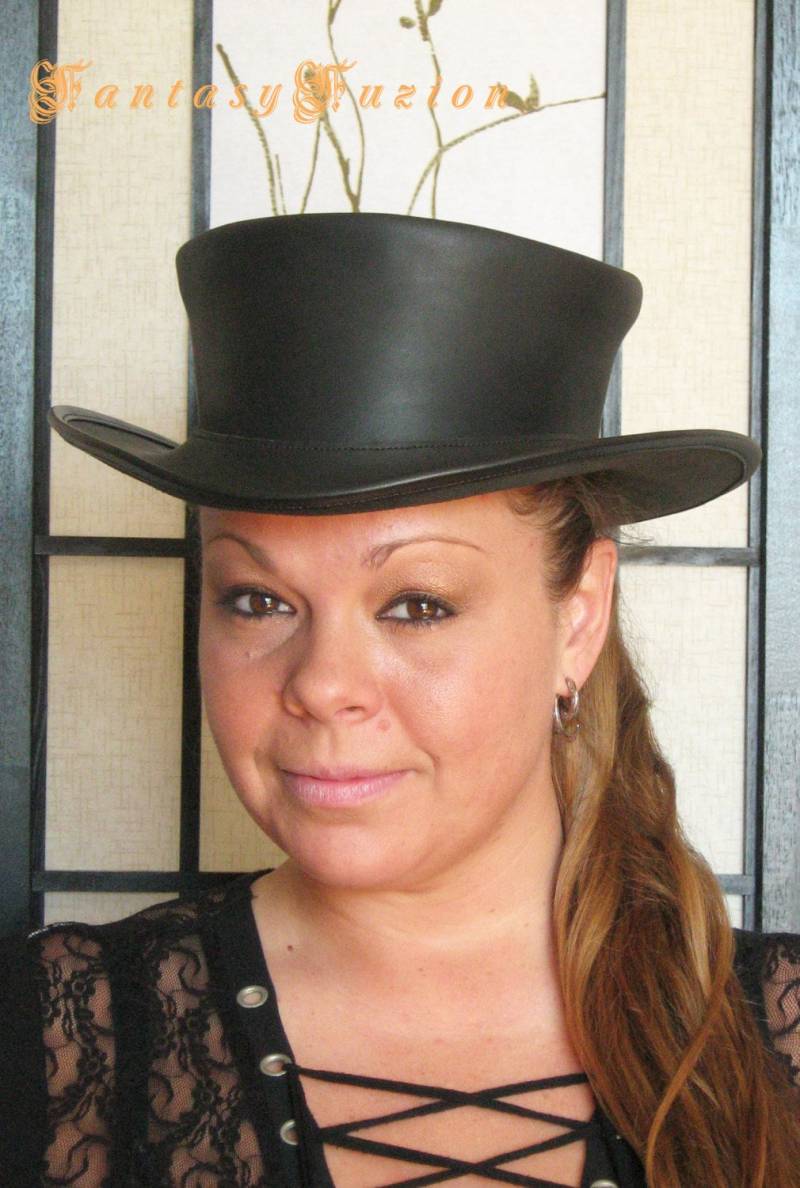 Leder Zylinder // Steampunk Hut Schlichter Kurzer Aus Leder Zylinder // Steampunk Hut Schlichter Kurzer Aus von FantasyFuzion