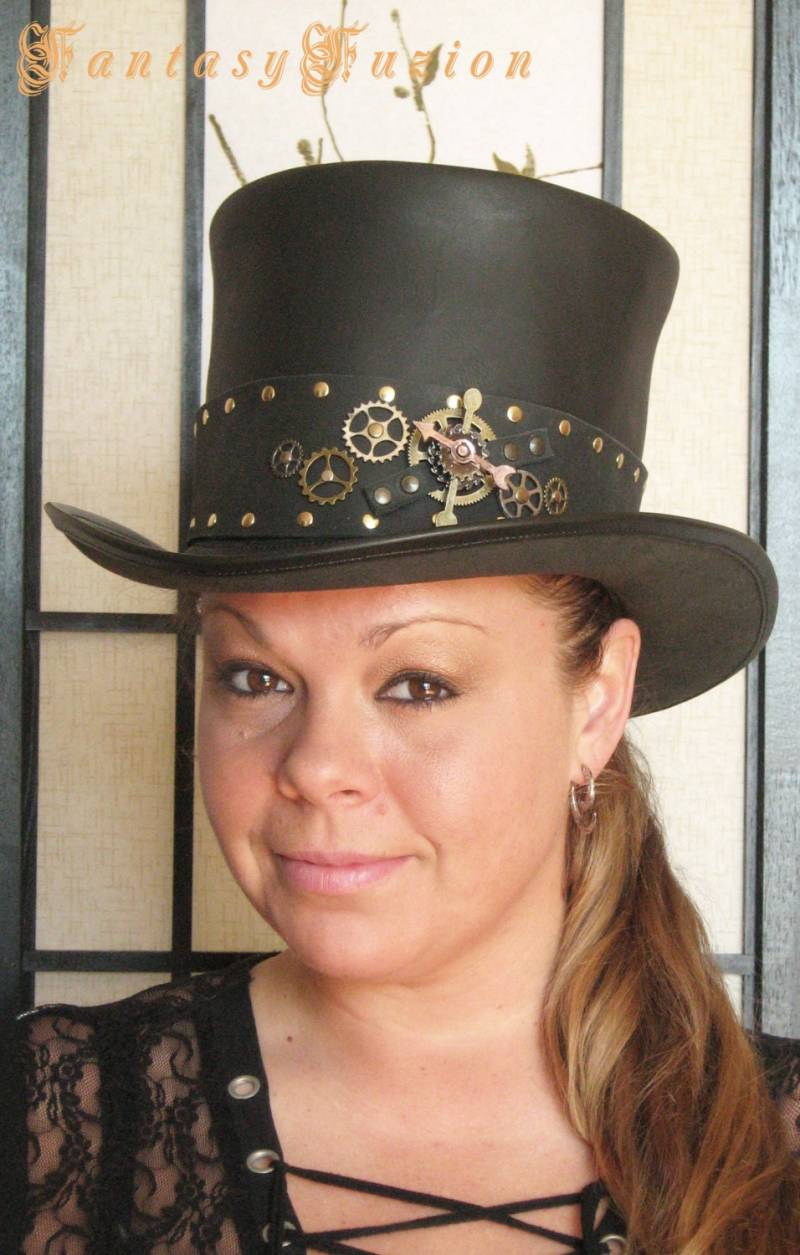 steampunk Hut Futurist Traveller Sci Fi Zahnräder Leder Hohen steampunk Hut Futurist Traveller Sci Fi Zahnräder Leder Hohen von FantasyFuzion
