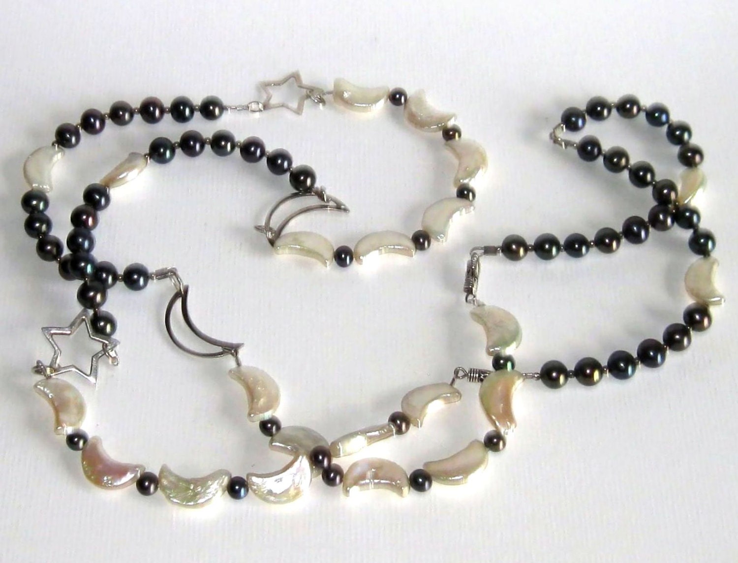 Exclusiv Perlenkette Und 925Er Silber, Mit Monden Sternen Exclusiv Perlenkette Und 925Er Silber, Mit Monden Sternen von FanyRey