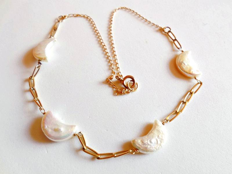 Halbmond Perlenkette Und Ketten Goldfilled 14K Halbmond Perlenkette Und Ketten Goldfilled 14K von FanyRey