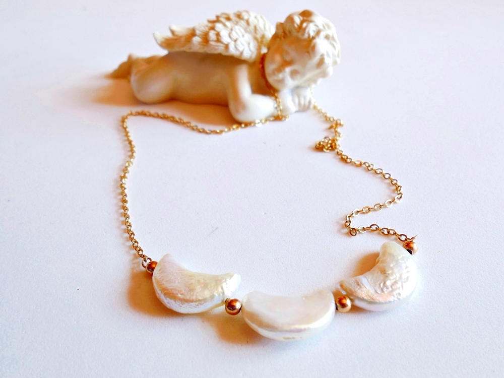 Kette 14K Goldfilled Und 3 Perlen-Halbmond Kette 14K Goldfilled Und 3 Perlen-Halbmond von FanyRey