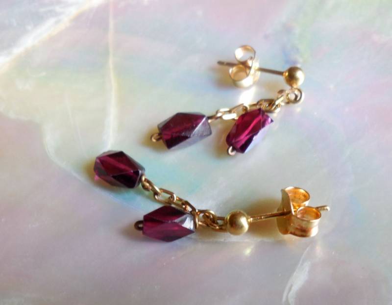 Ohrringe 18K Gold Massiv Und Granat Ohrringe 18K Gold Massiv Und Granat von FanyRey