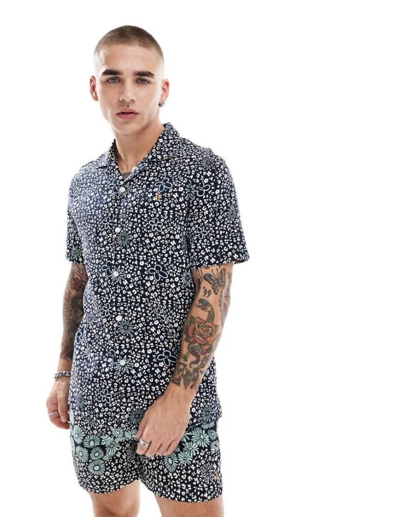 Farah - Landon - Kurzärmliges Hemd in Marineblau mit Blumenprint und Reverskragen, Kombiteil von Farah