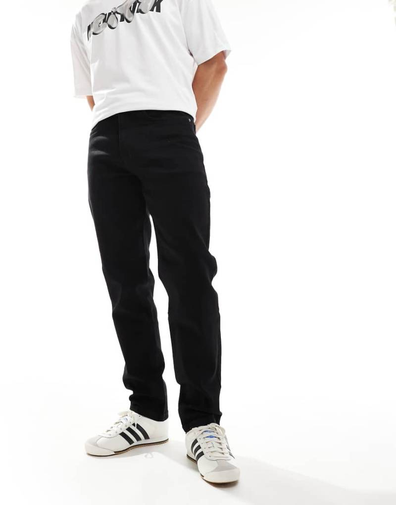 Farah - Norwood - Locker geschnittene Jeans in Schwarz von Farah