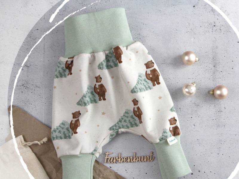Pumphose "Weihnachtsbär" | Haremshose Kinder Weihnachts Für Babys Weihnachtshose Baby Weihnachtsoutfit von Farbenbunt