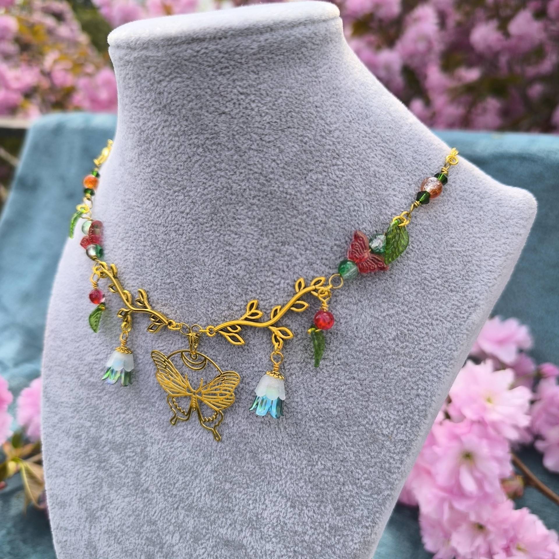 Fairy Butterfly Necklace, Gold Fairy Butterfly Necklace, Gold von FarbenfrohKreationen