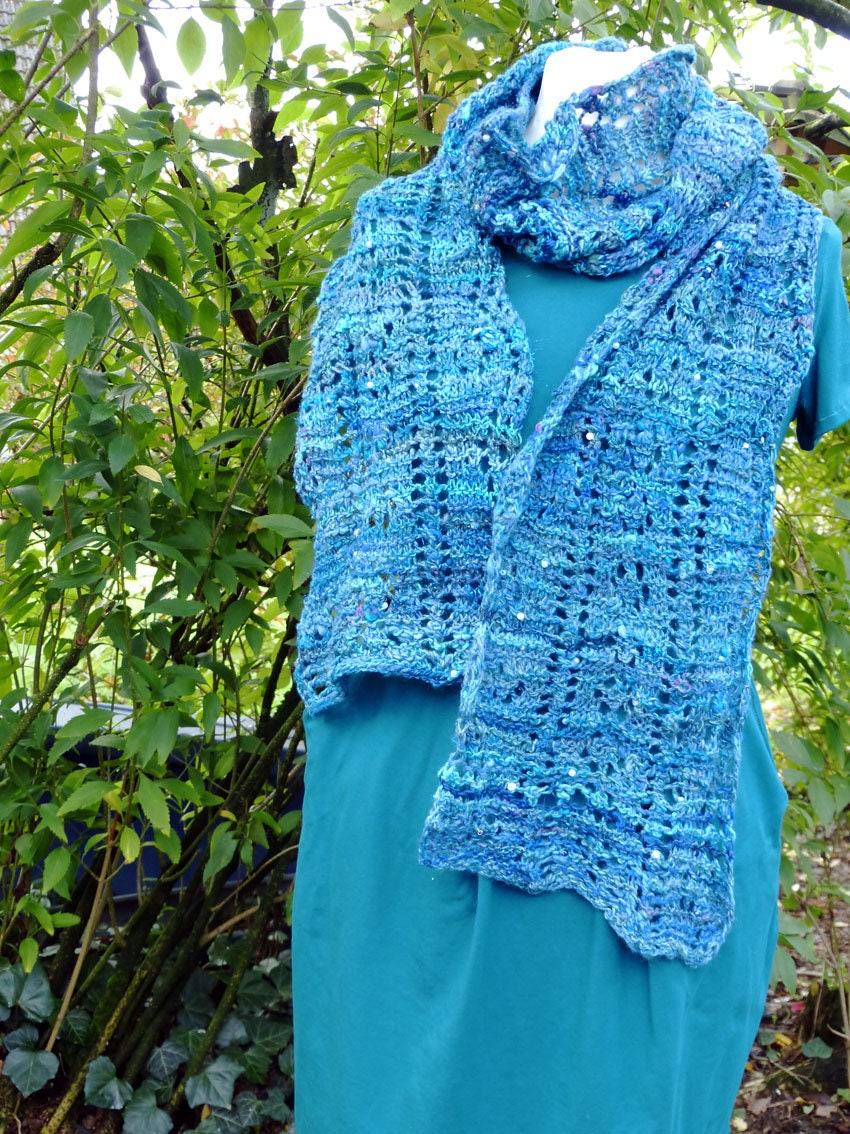 Lace Schal, Handgesponnen, Handgestrickt, Warm, Weich Mit Perlen Lace Schal, Handgesponnen, Handgestrickt, Warm, Weich Mit Perlen von Farberfinderin