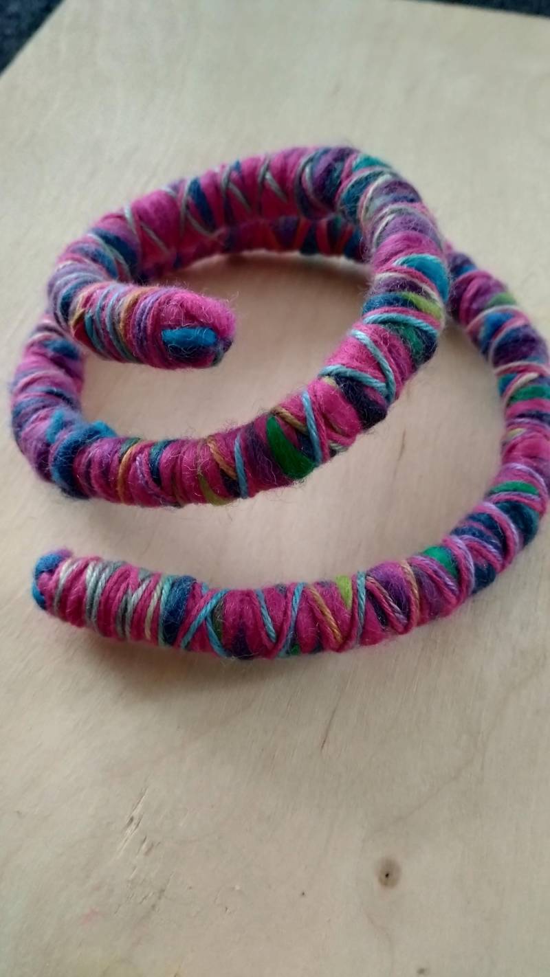 Dreadspirale Dreadschnecke Pink Bunt 50 cm Dreadspirale Dreadschnecke Pink Bunt 50 cm von FarbigesTreiben