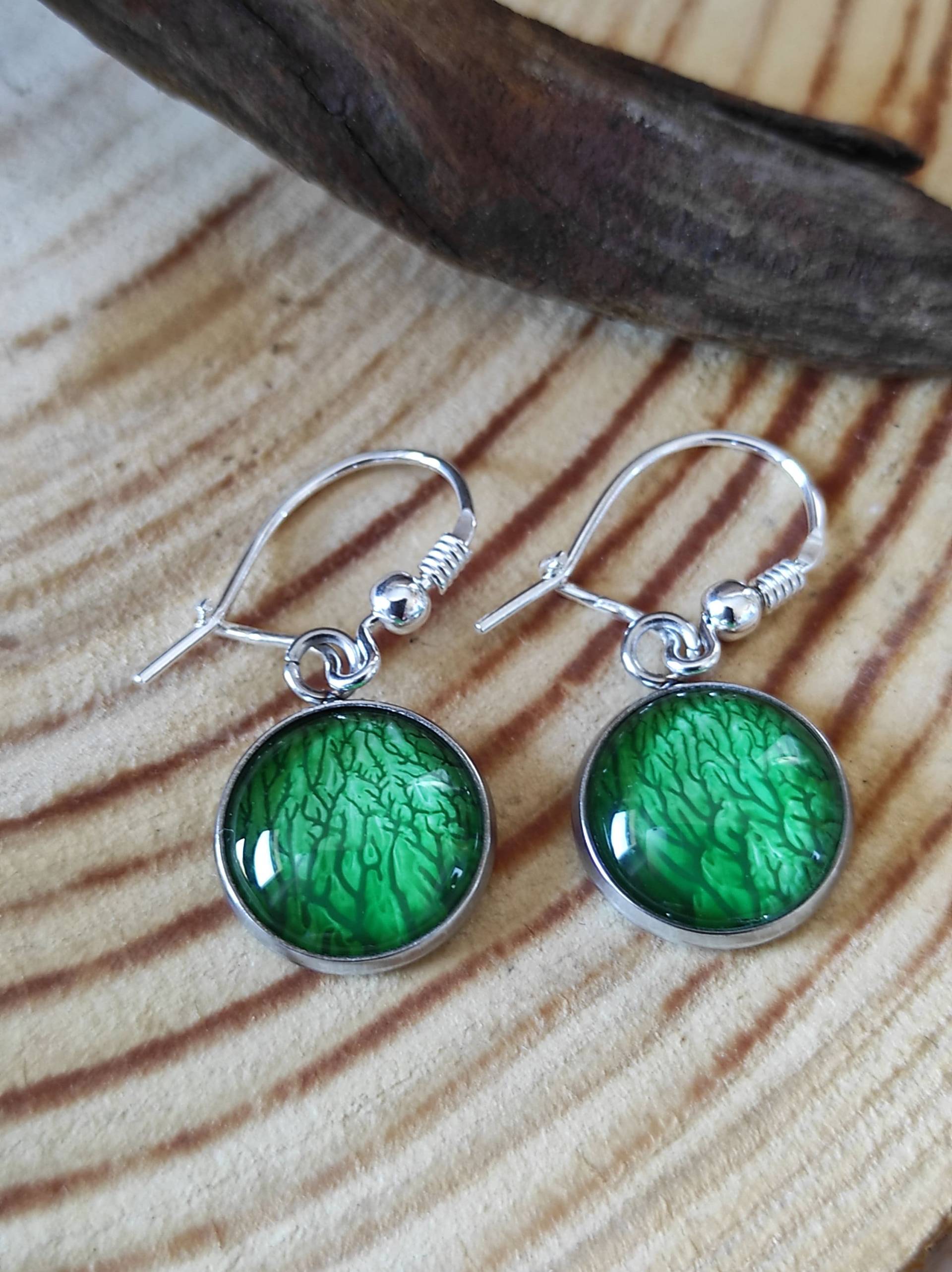 Grüne Hängeohrringe Aus Silber, Ohrring, Ohrhänger Grüne Hängeohrringe Aus Silber, Ohrring, Ohrhänger von FarbrauschOL
