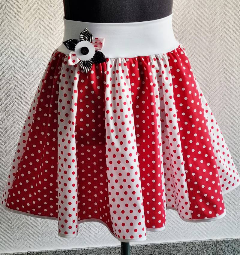 Karnevalsrock | Lang Gr. 40/42/44/46 Rot Weiß Gepunktet Inkl. Blumenanstecker - Clownsrock Damen Kostüm Kölner Karneval Rut Wiess Fasching von FareimliHandmadeShop