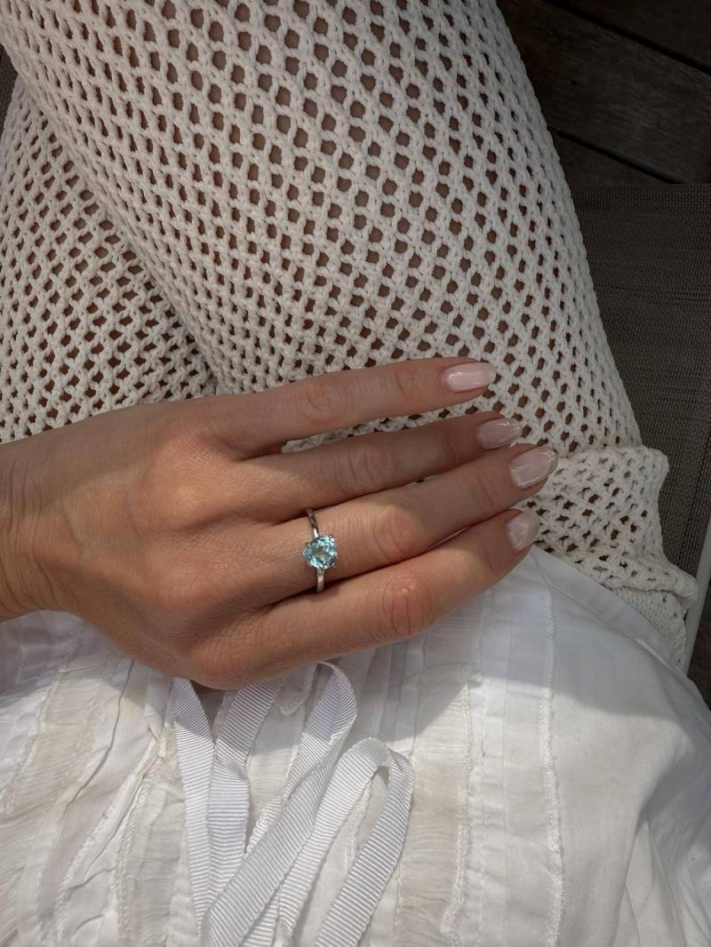 Eleganter Blauer Herz Topas Ring Aus 925Er Sterling Silber - Geschenk Für Sie, Edelstein-Schmuck, Damenring Silber, Hochwertiger Schmuck Eleganter Blauer Herz Topas Ring Aus 925Er Sterling Silber - Geschenk Für Sie, Edelstein-Schmuck, Damenring Silber, Hochwertiger Schmuck von FarferJewelryCraft