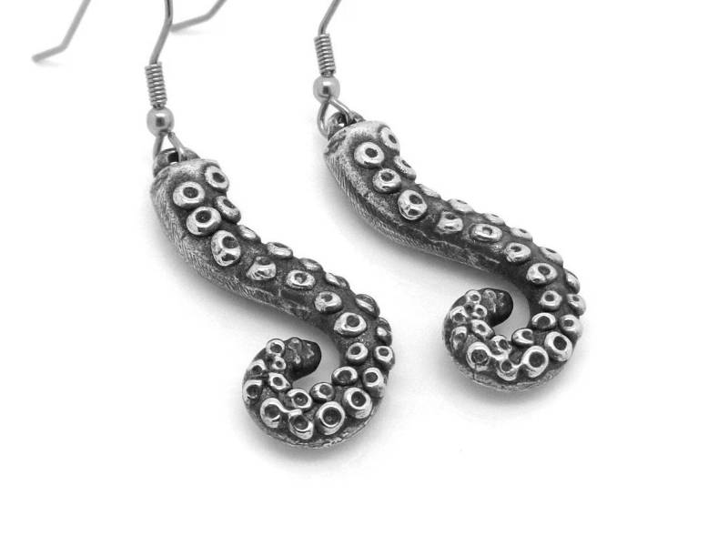 Gekrause Tentakel Ohrringe, Handgemachter Tintenfisch Oktopus Arm von Farjil