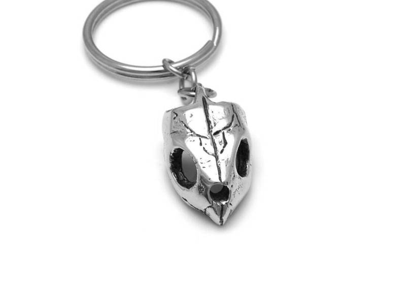 Handgemachte Schildkröte Schädel Keychain, Charme in Zinn von Farjil