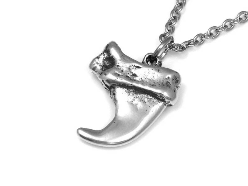 Kleine Luchskralle-Halskette, Handgeschnitztes Design Aus Zinn von Farjil