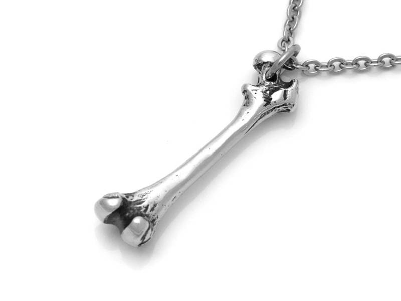Kleine Oberschenkelknochen Charme Halskette, Anatomie Schmuck von Farjil