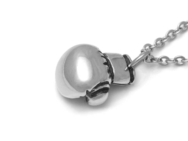 Kleiner Boxhandschuh Anhänger, Boxer Muai Thai Schmuck von Farjil