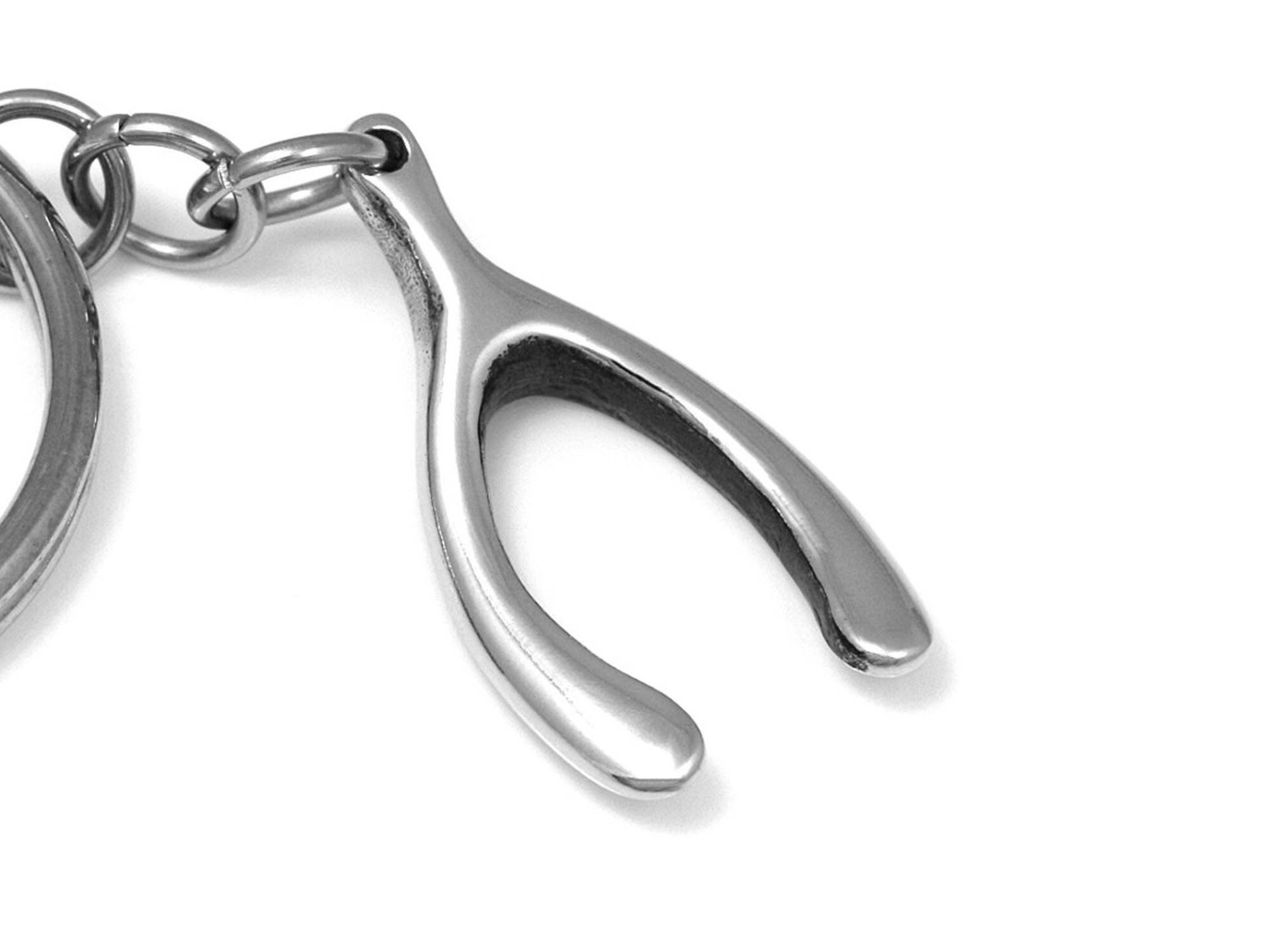 Wishbone Schlüsselanhänger, Furcula Lucky Charm Schlüsselanhänger in Zinn von Farjil