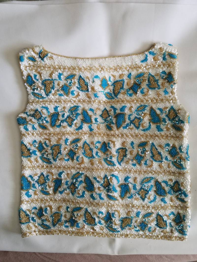 Vintage 60Er Jahre Handgemachte Gemusterten Paillettentop Vintage 60Er Jahre Handgemachte Gemusterten Paillettentop von FarmChicReSale