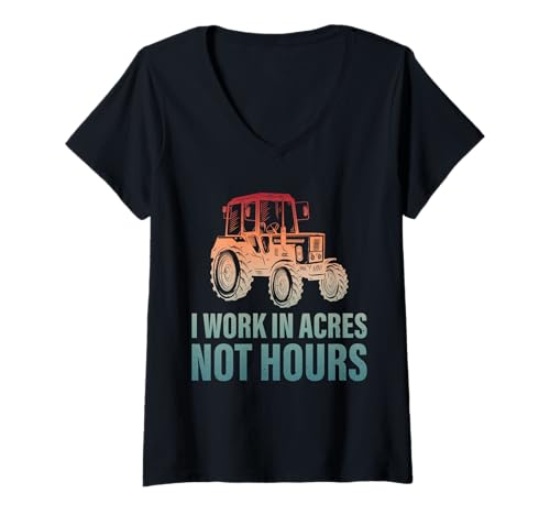 Damen Funny Farm Rancher Pun I Work On Acres Traktor Humor Farmer T-Shirt mit V-Ausschnitt Damen Funny Farm Rancher Pun I Work On Acres Traktor Humor Farmer T-Shirt mit V-Ausschnitt von Farming Tractor & Agriculture Fathers Day Graphic