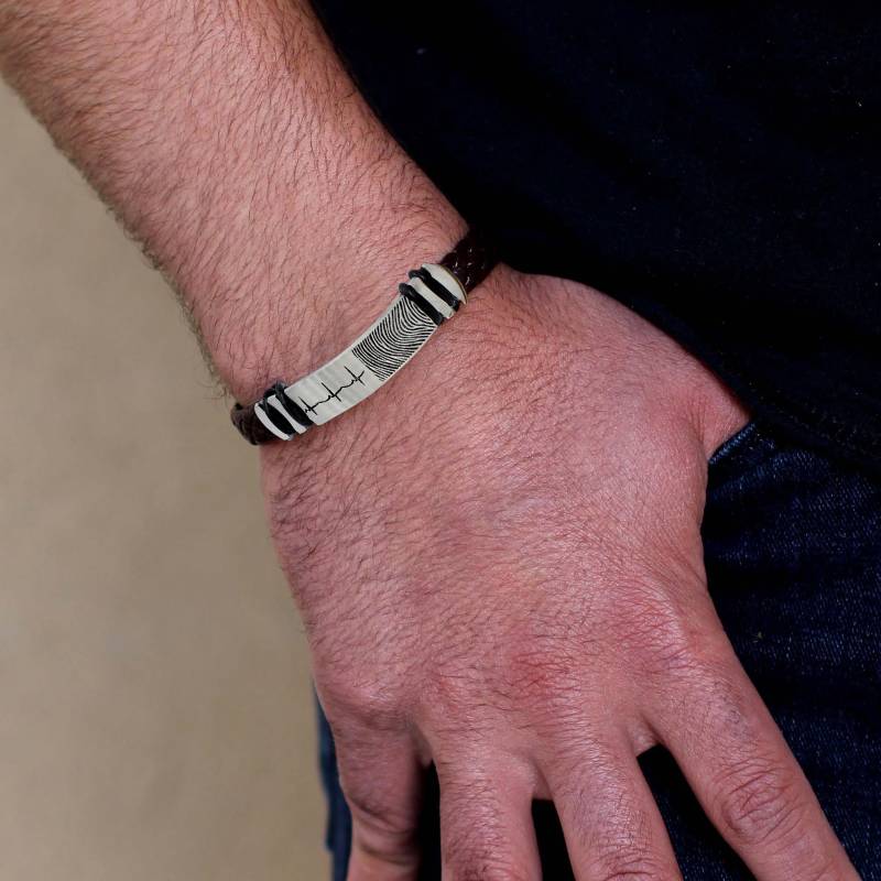 Herren Monogramm Leder Personalisierte Fingerabdruck Bracelet.dad Geschenk. Ekg Streifen Gravur. Armband. Geschenk Zum Vatertag von FashionGurus