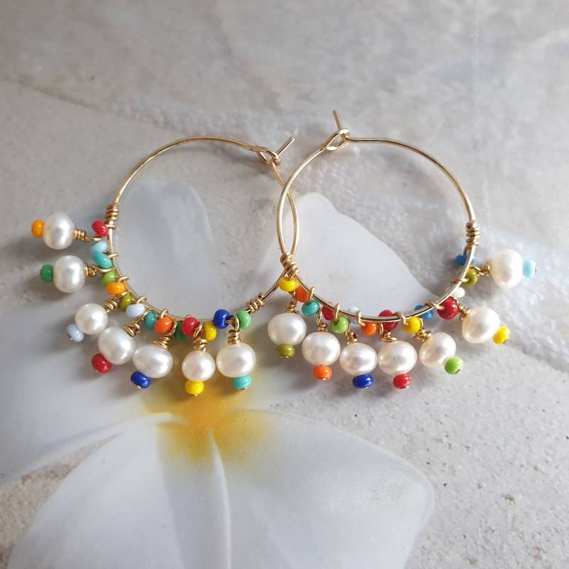 Regenbogen-Ohrringe, Große Creolen, Bunte Ohrringe, Strand Schmuck von FashionJewelryCats