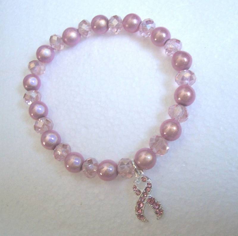 Rosa Kristall/Wunderperle Stretch Armband - Brustkrebs Bewusstsein von FashionJools