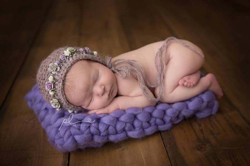 Baby Hut, Stricken Bonnet, Floral Baby-Foto-Prop, Neugeborene Foto-Prop, Neugeborene Mädchen Rose Motorhaube Baby Hut, Stricken Bonnet, Floral Baby-Foto-Prop, Neugeborene Foto-Prop, Neugeborene Mädchen Rose Motorhaube von FashionTouch