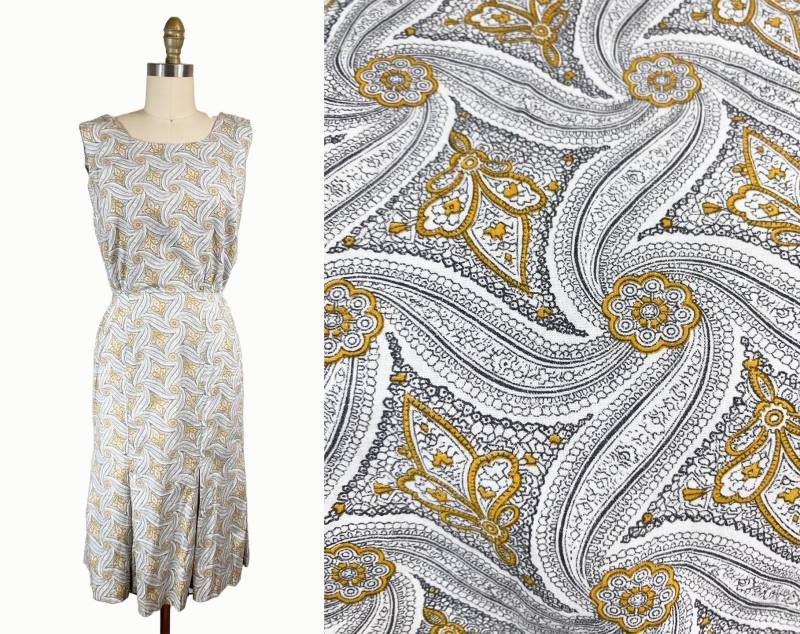 Vintage 1950 Baumwolle Paisley Gold Grau Meerjungfrau Kleid - Ausgestattet Bleistiftrock Godet Taille-26 " von FashionaireVintage
